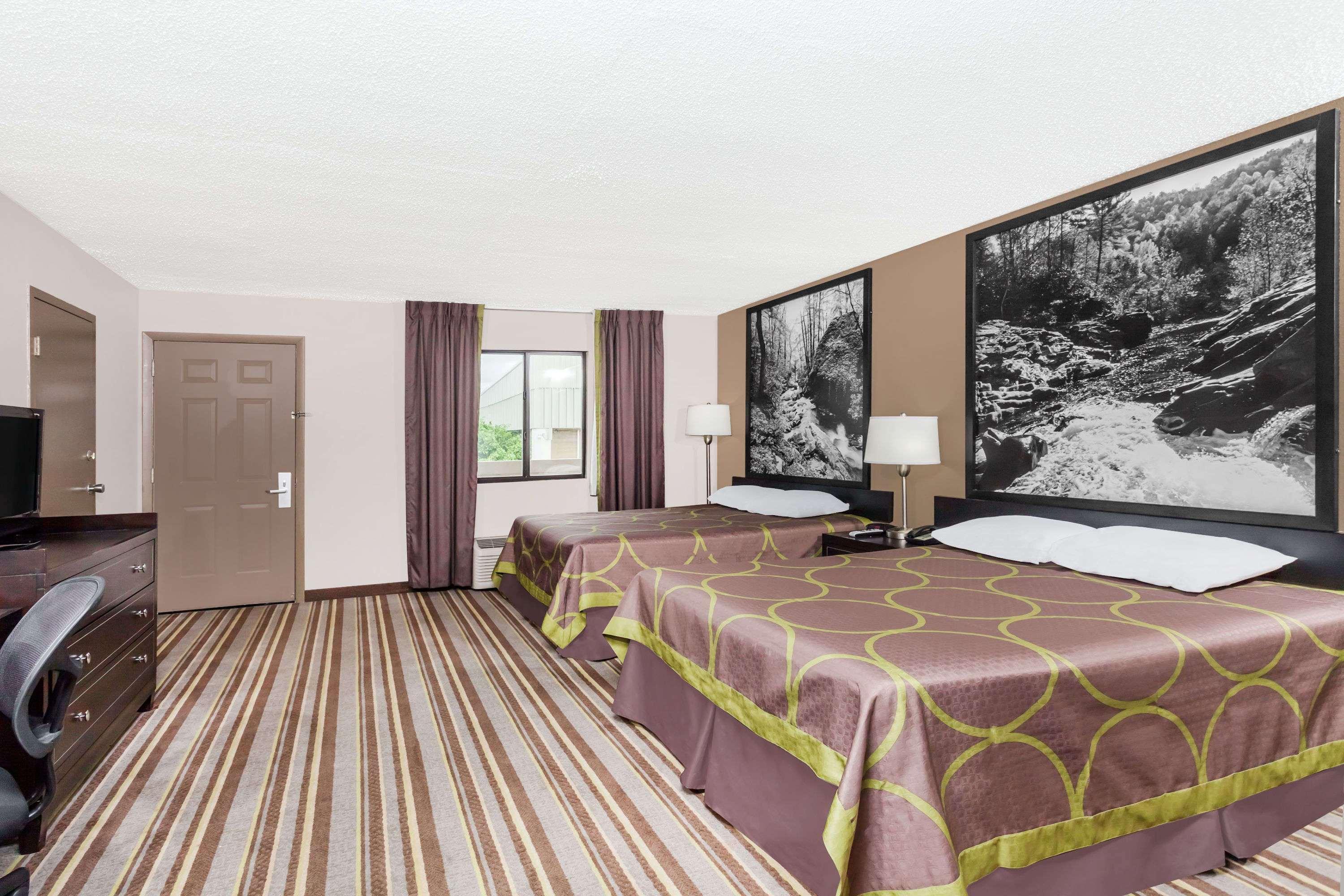 Super 8 By Wyndham Monteagle Tn Motel Екстериор снимка